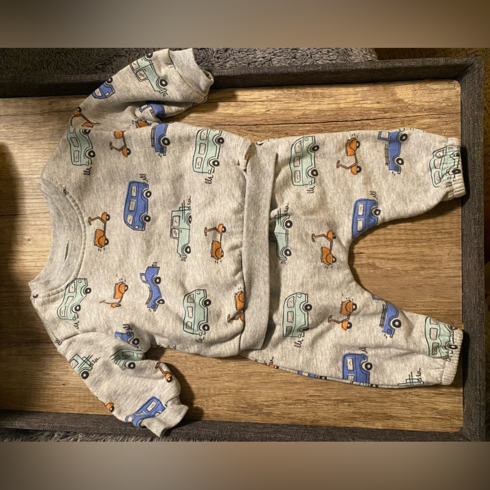 0-3 2 piece jogger set